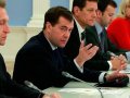 Медведев пригрозил уволить губернаторов за безработицу в моногородах   Медведев пригрозил уволить губернаторов за безработицу в моногородах