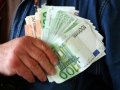 Россияне скупили больше двух миллиардов евро