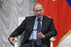Путин рассказал об отсутствии фундаментальных факторов в падении рубля