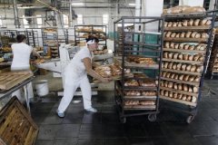 Ритейлеров уведомили о росте цен на хлеб