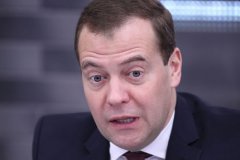 Экстренное совещание по экономике у Медведева: эксперт рассказал о мерах по спасению рубля