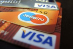 Visa и MasterCard в Крыму пока работают