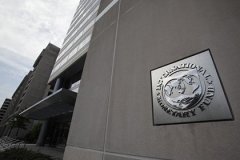 Киев попросит у МВФ масштабную финансовую поддержку