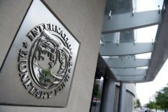 СМИ сообщили о готовности МВФ отказать в выделении кредита Киеву