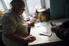 Минтруд соберет документы о повышении пенсионного возраста