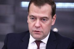 Медведев ответил на вопрос о повышении пенсионного возраста видео