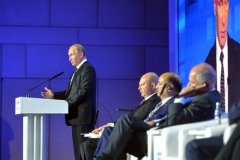 Путинский месседж россиянину: верь, не бойся, не проси