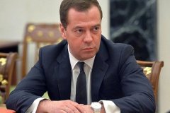 Медведев ответил России вопросами на вопросы