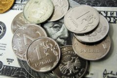 ЦБ затеял валютную игру на сдерживание курса рубля