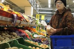 ВЦИОМ: четверть россиян нуждается в продовольственных карточках